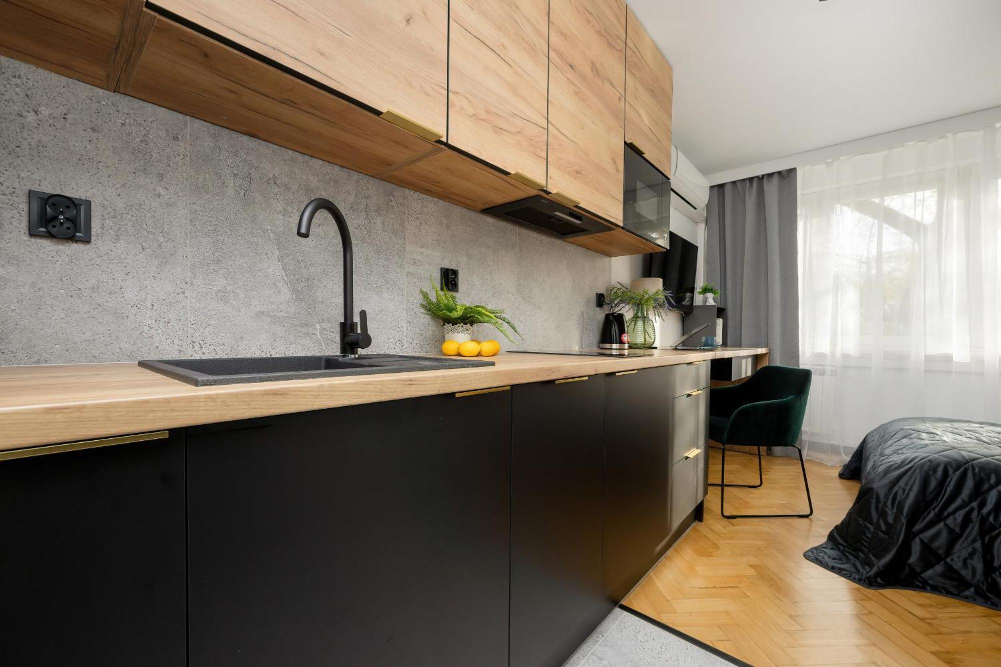 Modern Black & Wooden Apartment Warsaw Near The Airport By Noclegi Renters Extérieur photo